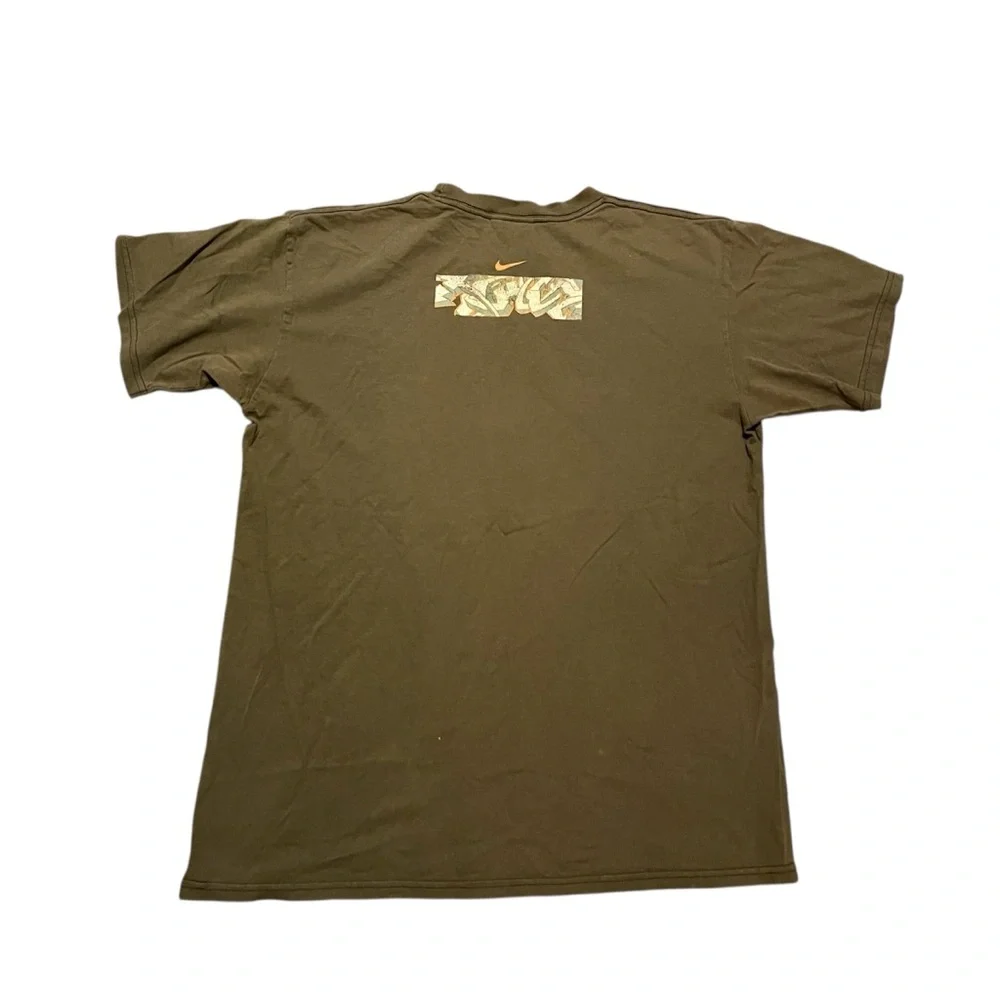 Vintage‎ y2k Nike Brown Graphic T-Shirt with flaming shoe XL
